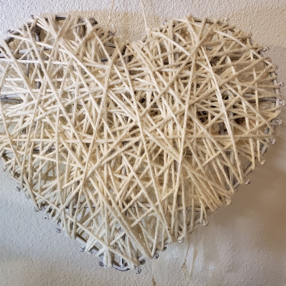 Jute Heart - Picture 3 of 4